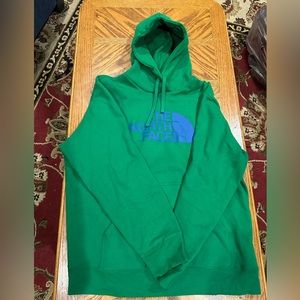 Men’s North Face Hoodie